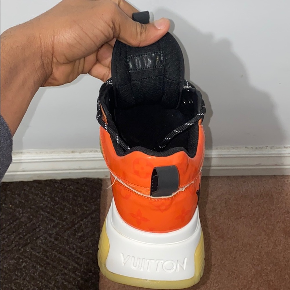 Shoes - Picture 2 of 4